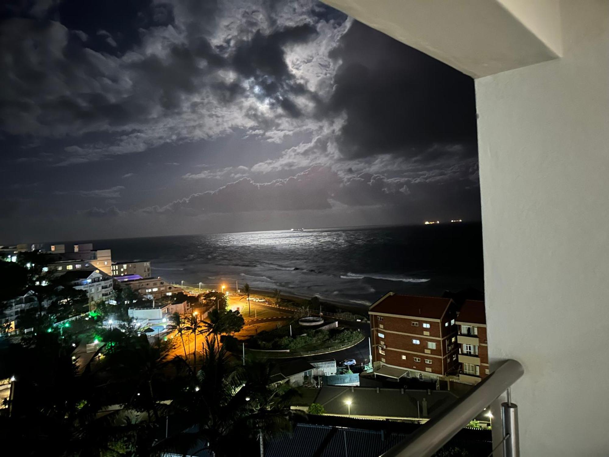 Umdloti Holiday Resort Apartment 514 - Amazing Breaker & Ocean Views Esterno foto