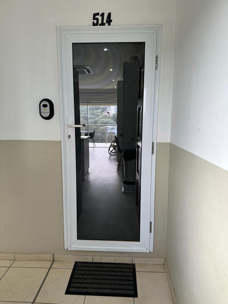 Umdloti Holiday Resort Apartment 514 - Amazing Breaker & Ocean Views Esterno foto